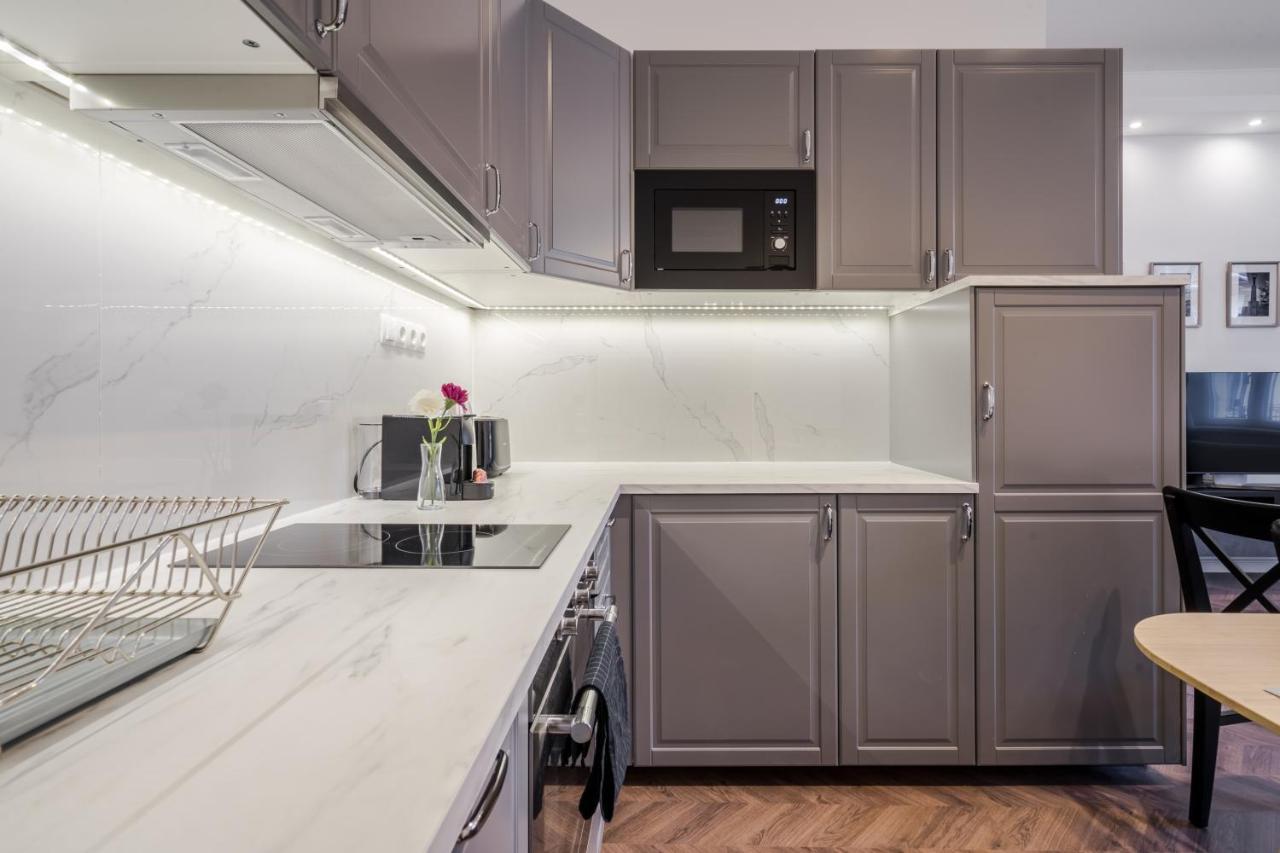Bpr Sirius Suite With A/C Budapest Eksteriør bilde